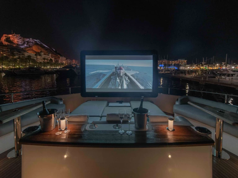 Louer Yacht avec ou sans skipper Sunseeker à Loano