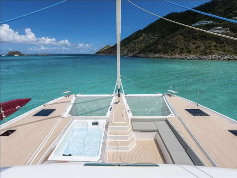 Location bateau Fountaine Pajot ADEONA à Saint Vincent et les Grenadines sur Samboat