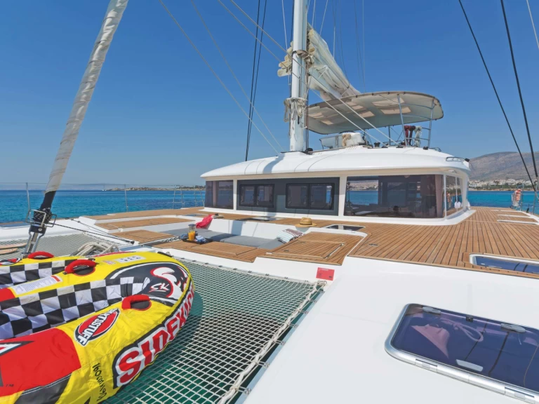 Yacht à louer à Marina (Ville) au meilleur prix