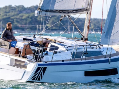 Yacht charter Arzon billig DUFOUR 37