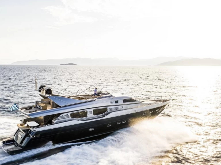 Louez un Posillipo 7 8 ' 5 " à Athènes