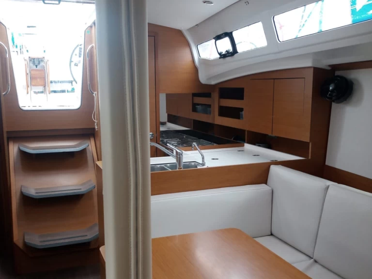 Voilier à louer à Procida au meilleur prix