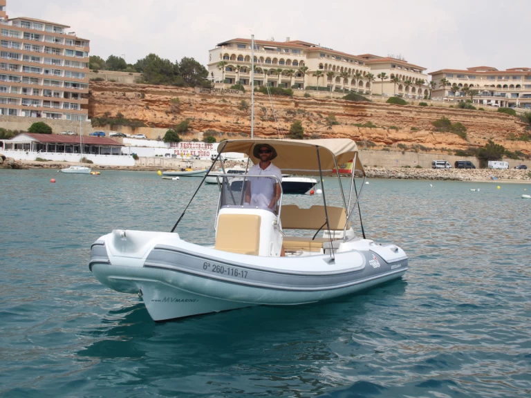 Louez un MV Marine 620 à El Toro