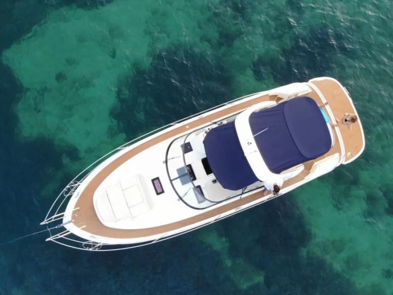 Louez un Bavaria Sport 34 à Portals Nous