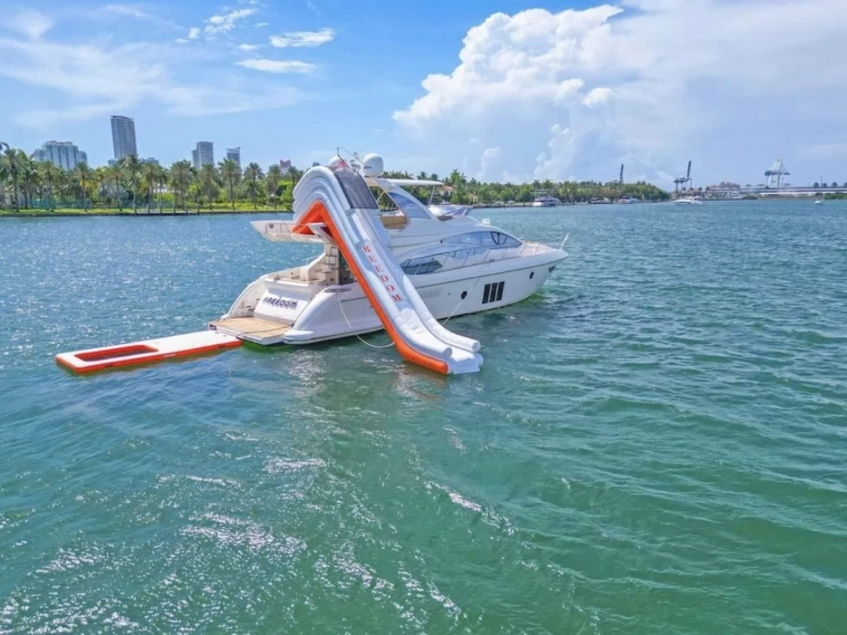 Azimut Azimut 65  a louer à Miami Beach