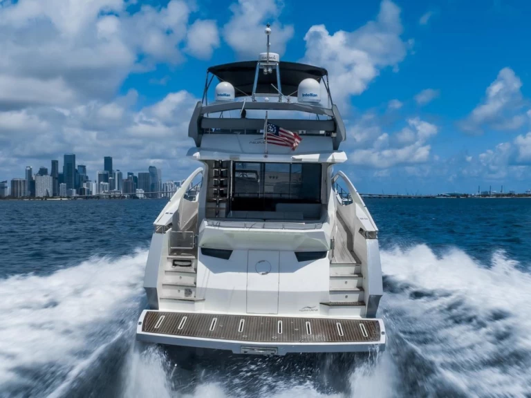 Location bateau Numarine 65 à Miami Beach sur Samboat