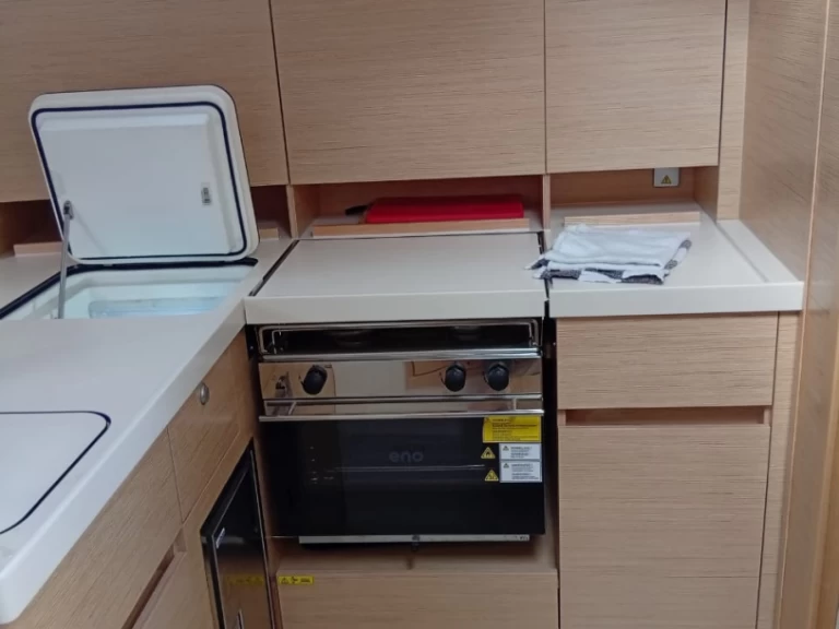 Hanse Hanse 418 a louer à Gouviá