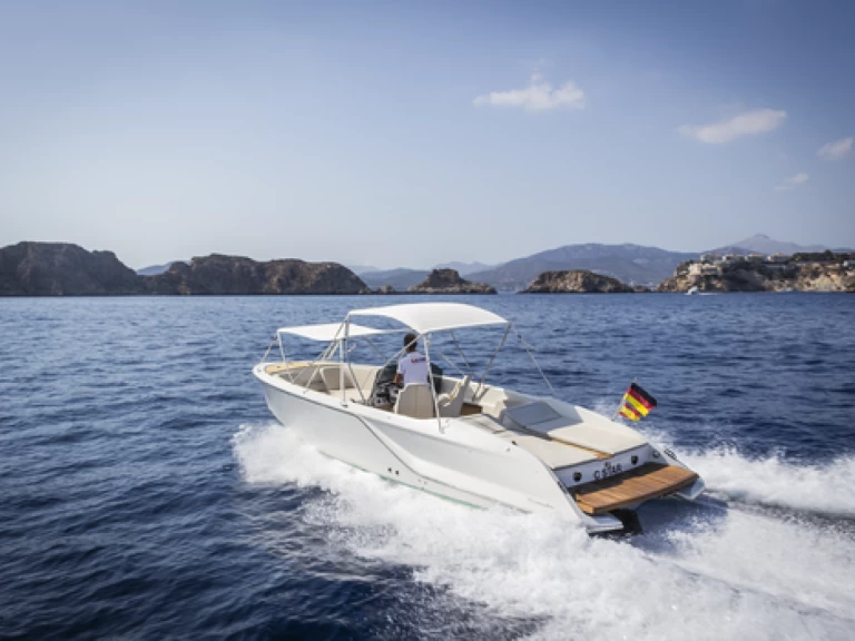 Location bateau El Toro pas cher 858 fantom Air