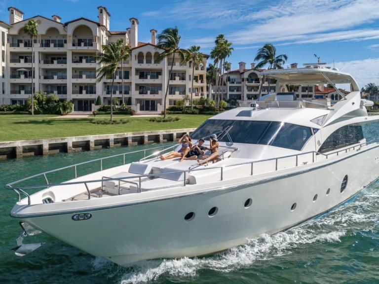Location bateau Key Biscayne pas cher Aicon 75 