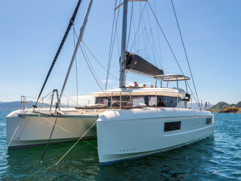 Location bateau Lagoon Lagoon 43 à Le Marin sur Samboat