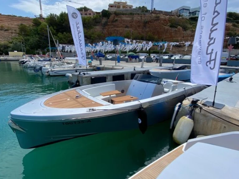 Location à El Toro - Frauscher 1017 LIDO sur SamBoat