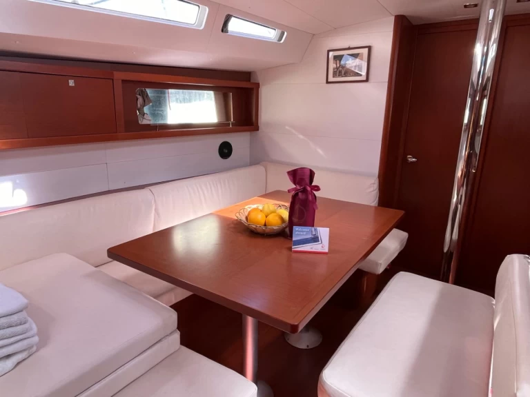 Location bateau Bénéteau Oceanis 48 à Procida sur Samboat