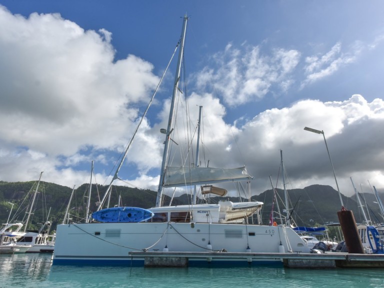 Location Catamaran Lagoon avec permis