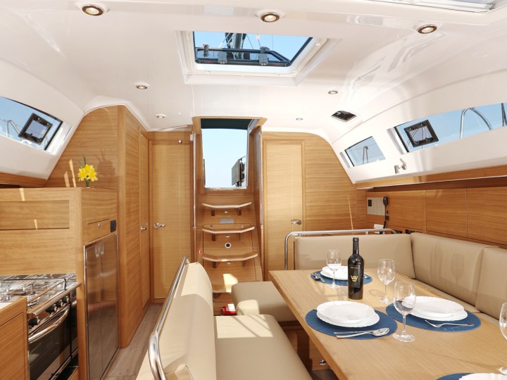 Elan Impression 45.1 a louer à Trogir