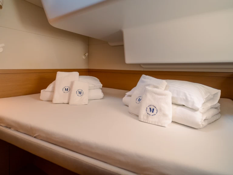 Excess Excess 15 a louer à Seget Donji