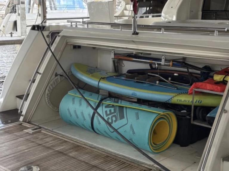 Louez un Ferretti Ferretti 80 à Miami Beach