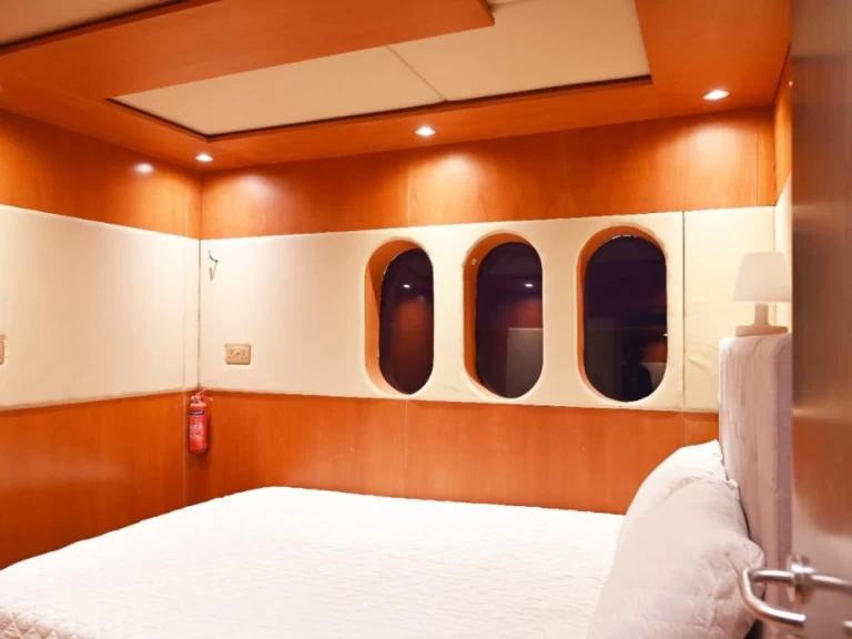 Yacht à louer à Dubai Marina au meilleur prix