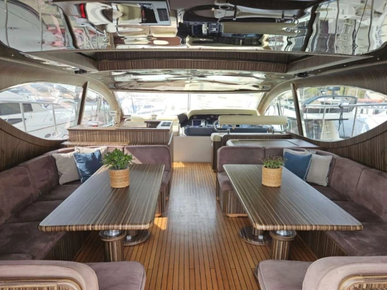 Location bateau Athènes pas cher ZEUS