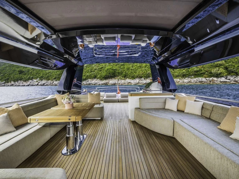 Louer Yacht avec ou sans skipper MonteCarloYachts à Herceg Novi