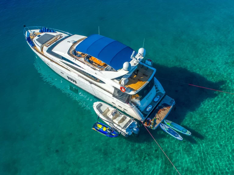 Location Yacht Princess, UK avec permis