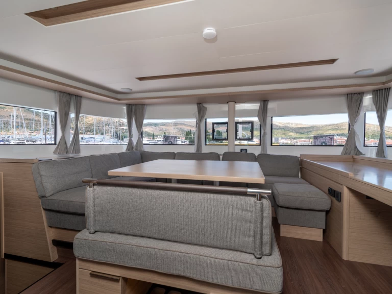 Location bateau Seget Donji pas cher Lagoon 51