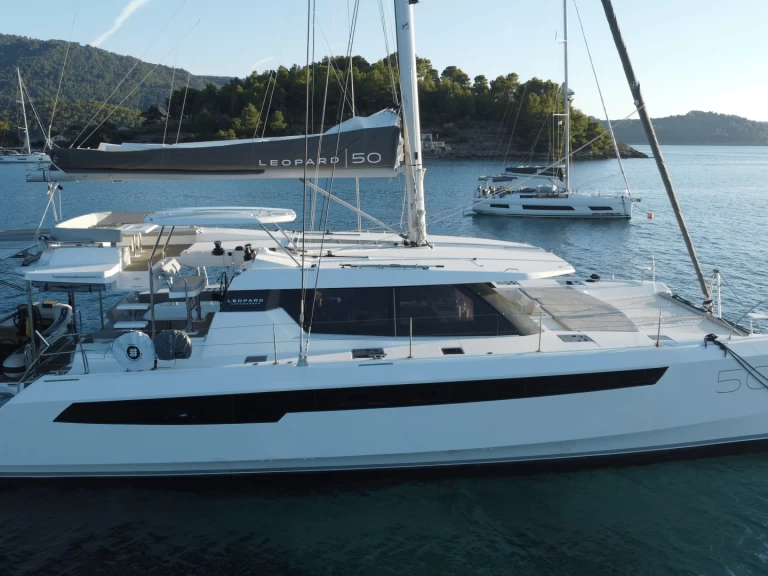 Location bateau Sukošan pas cher Leopard 50 - 5 + 1 cab