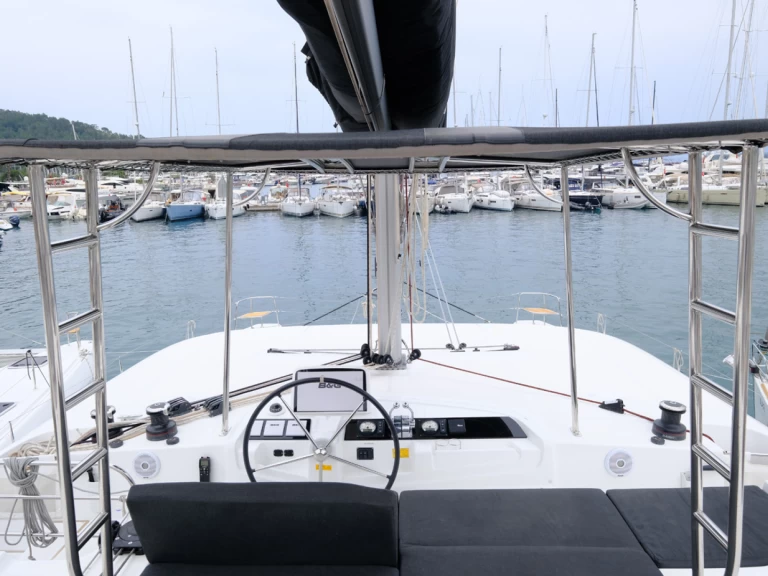 Location Catamaran Lagoon avec permis