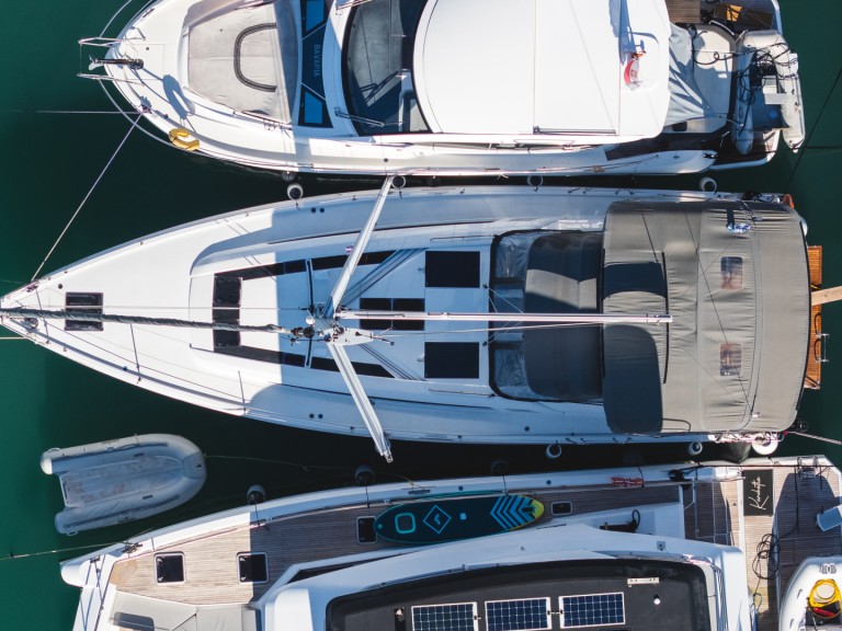Bénéteau Oceanis 51.1 a louer à Lefkáda