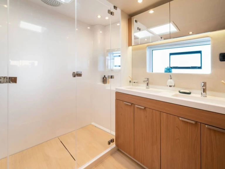 Catamaran à louer à Kaštela au meilleur prix