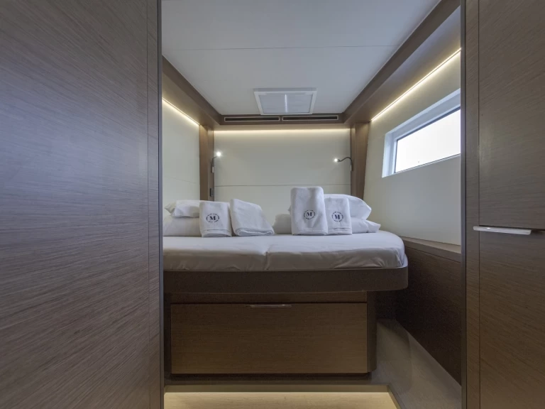 Catamaran à louer à Trogir au meilleur prix