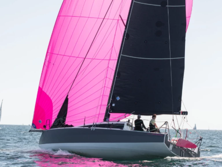 JPK 1050 JPK 1050 a louer à La Trinité-sur-Mer