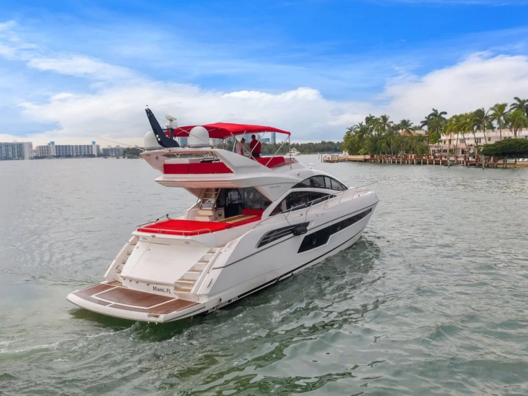 Location à Miami Beach - Sunseeker 70  sur SamBoat