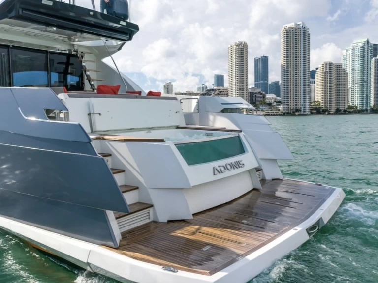 Location bateau Numarine 80 à Miami Beach sur Samboat