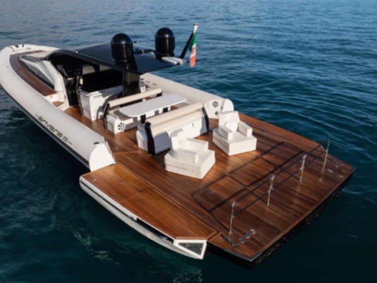 Location Bateau à moteur Anvera avec permis