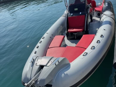 RIB rental in Marseille - GUARASCIO THOR 8
