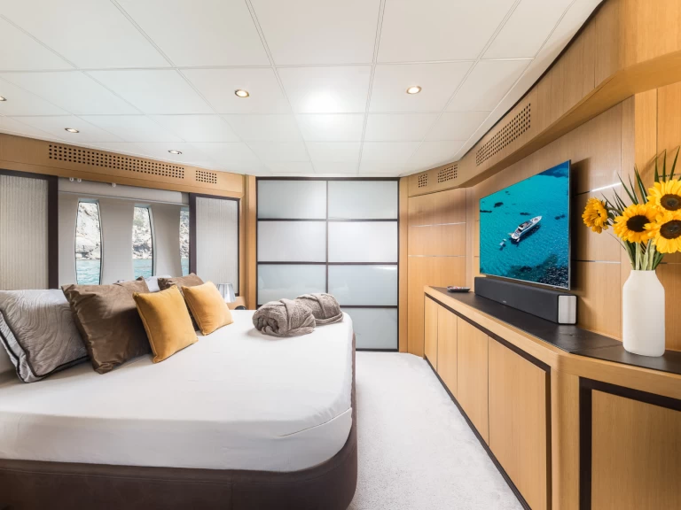 Location à Ibiza (Ville) - Pershing Pershing 90 sur SamBoat