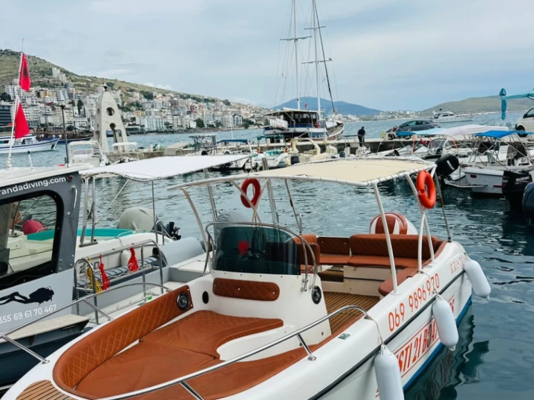 Location bateau Saver Saver 690 Open à Sarandë sur Samboat