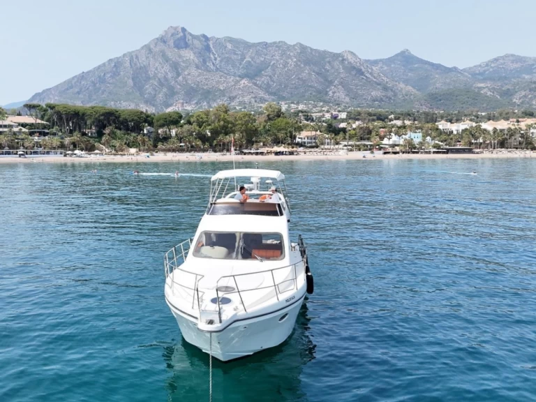 Location Yacht Doqueve avec permis