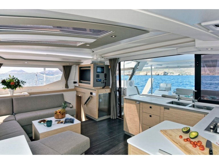 Location à Lávrio - Fountaine Pajot Tanna 47 sur SamBoat
