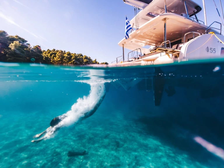 Louer Catamaran avec ou sans skipper Lagoon à Lefkáda