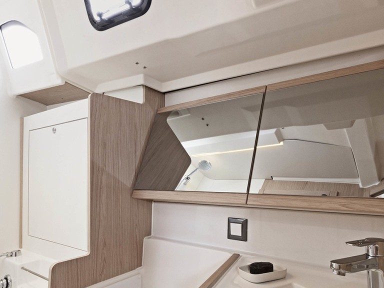 Location à Cannigione - Bénéteau Oceanis 46 sur SamBoat