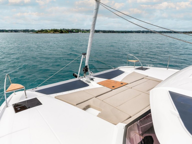 Louer Catamaran avec ou sans skipper Fountaine Pajot à Saint-Raphaël