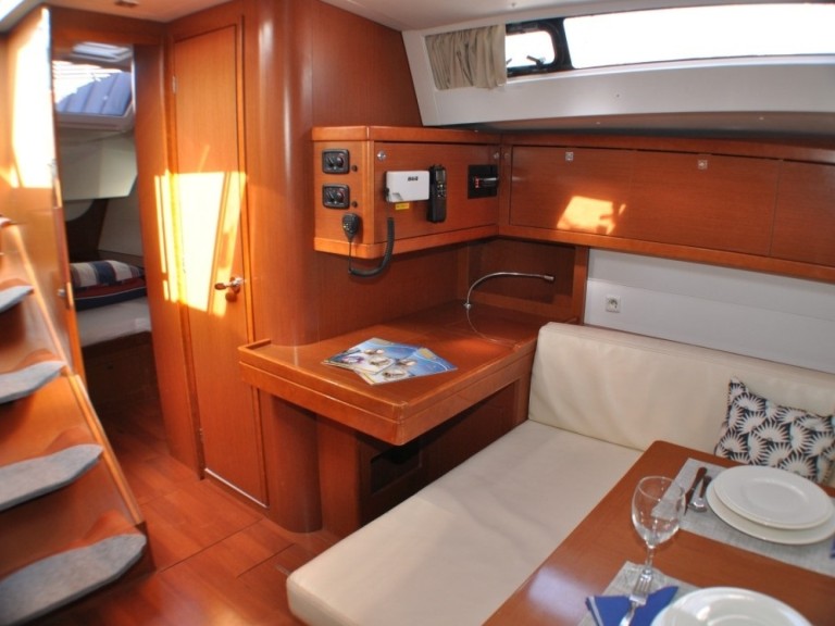 Location bateau Punat pas cher Oceanis 48