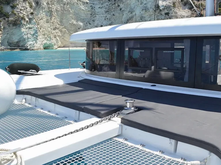 Location Catamaran à Lávrio - Lagoon Lagoon 42