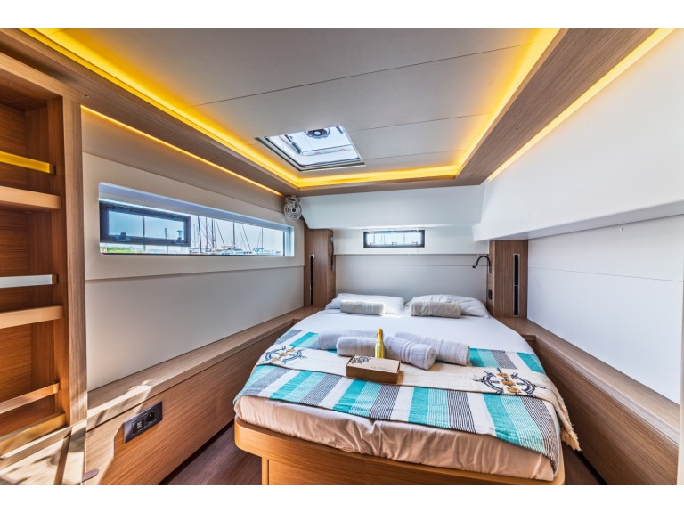 Location à Eden Island - Lagoon Lagoon 46 sur SamBoat