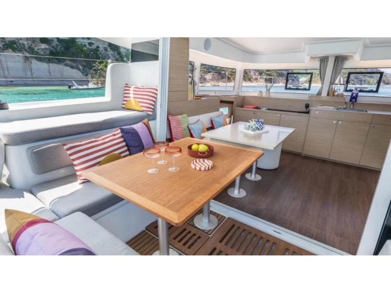 Location à Furnari - Lagoon Lagoon 38 sur SamBoat