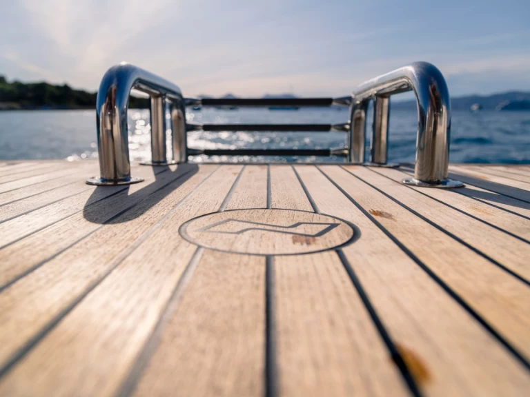 Bateau à moteur à louer à Split au meilleur prix