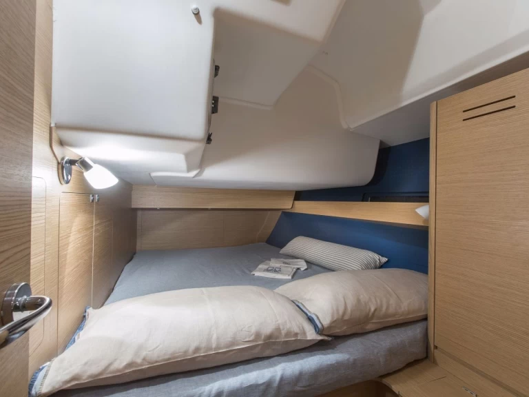 Location bateau Dufour Dufour 460 Grand Large à Olbia sur Samboat