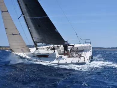 Boat Rental Cherbourg-en-Cotentin, France & Private Boat Charter