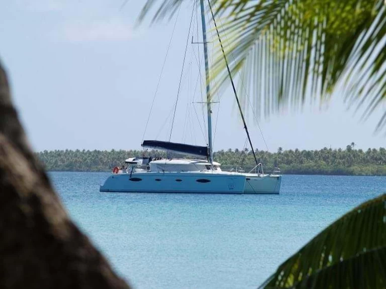 Fountaine Pajot Salina 48 a louer à Papeete